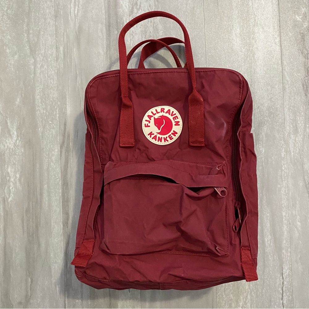 PRELOVED Fjallraven lightweight red backpack